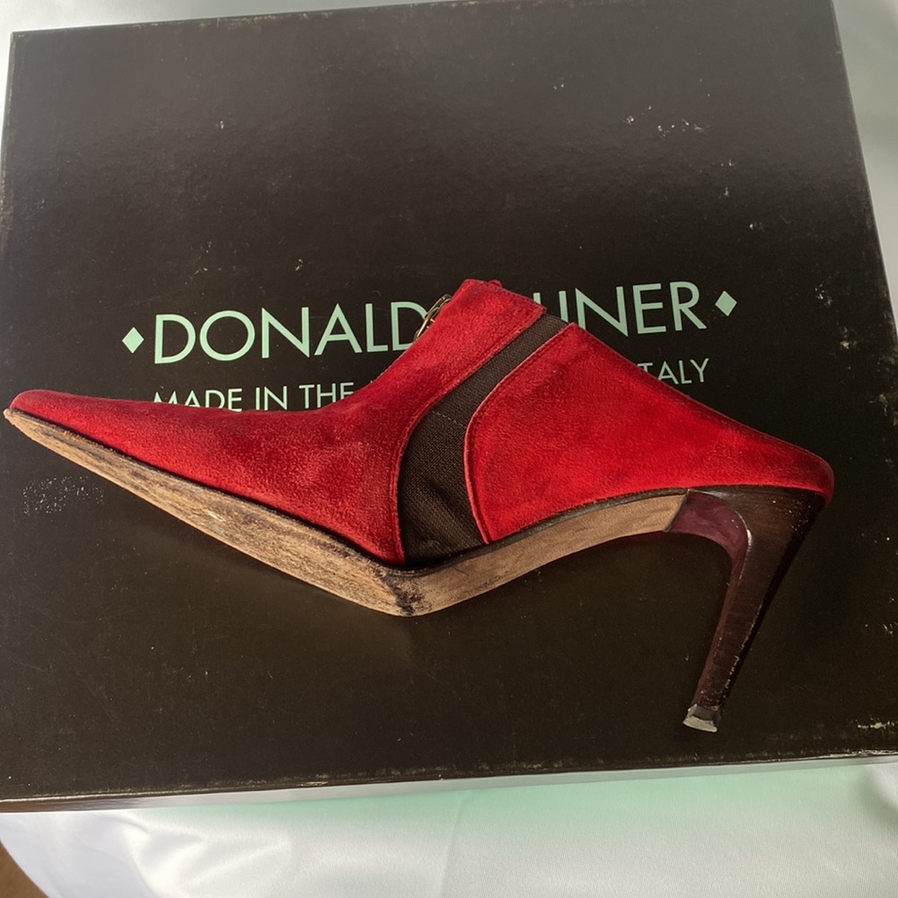 Donald Pliner Couture Red Suede Boot Mules, Size 6 - Picture 3 of 7